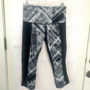 lululemon mesh side crop